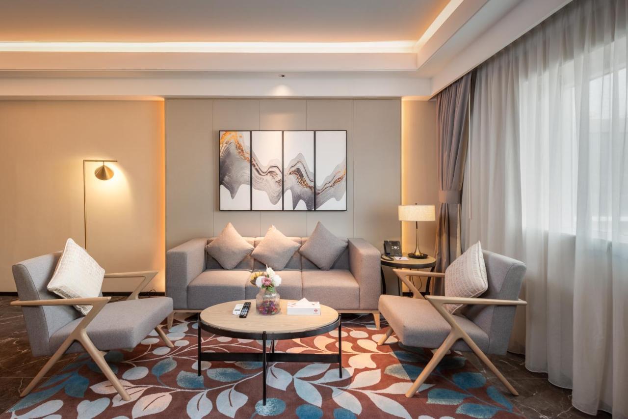 Aber Bani Amr Hotel Al Namas ภายนอก รูปภาพ