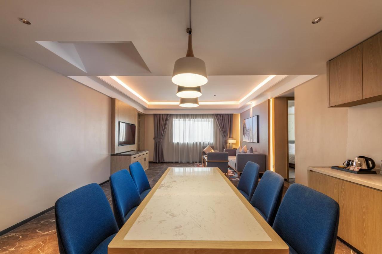 Aber Bani Amr Hotel Al Namas ภายนอก รูปภาพ